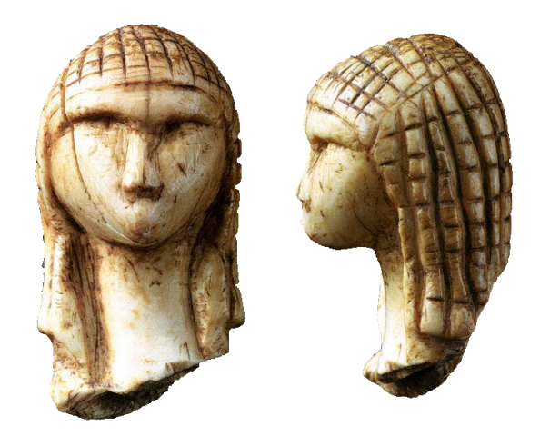 Sculpture en ivoire, vers 21 000 avant J.-C., 3,6 x 1,9 cm (musée d’Archéologie nationale de Saint-Germain-en-Laye).